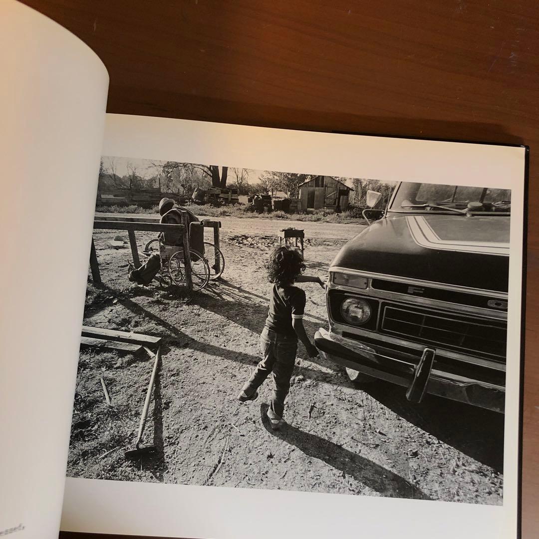 ユージン・リチャーズ Red Ball of Sun Slipping Down